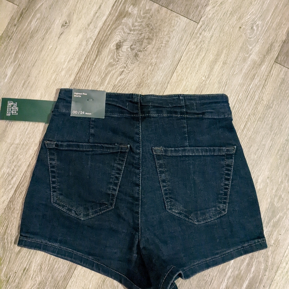 Wild Fable Shorts - Picture 2 of 3